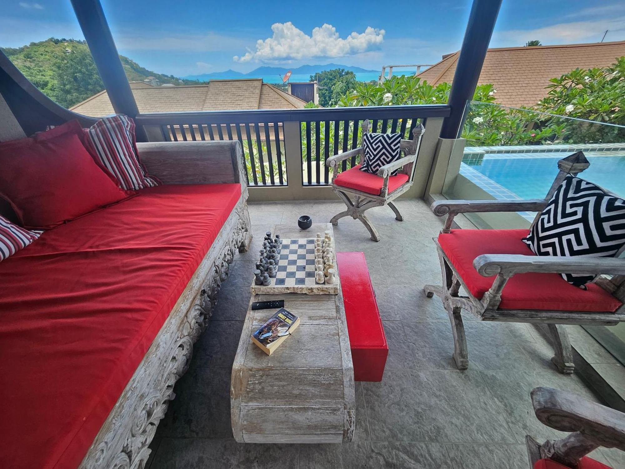 Large Luxurious 3 Bedrooms Pool I Breathtaking Mountains And Seaview *
